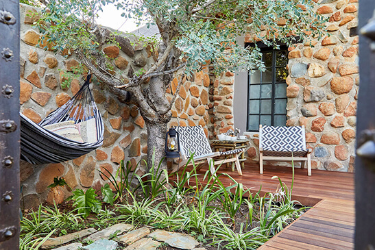 GeigerΓCOs-Camp-luxury-room-3