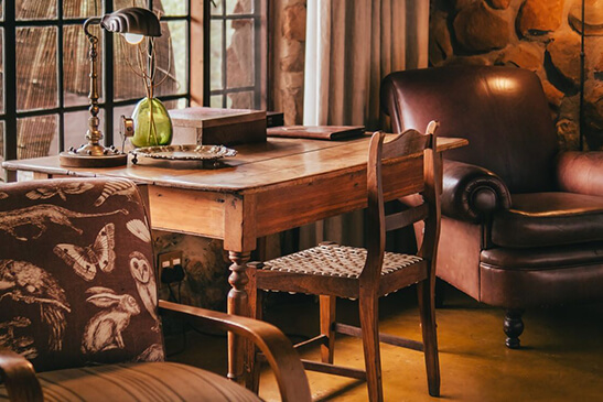 GeigerΓCOs-Camp-luxury-room-5