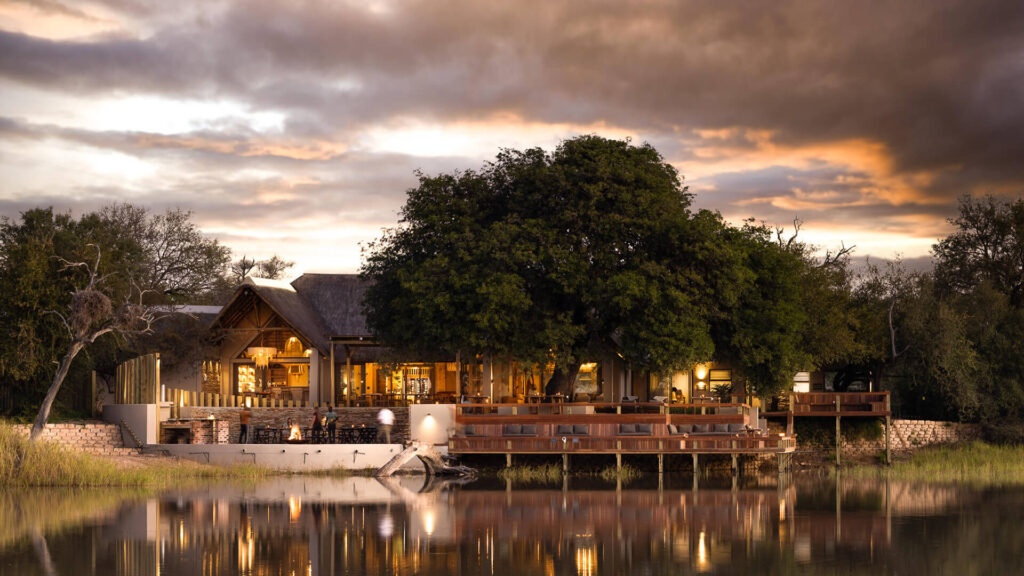 Simbavati Waterside Lodge