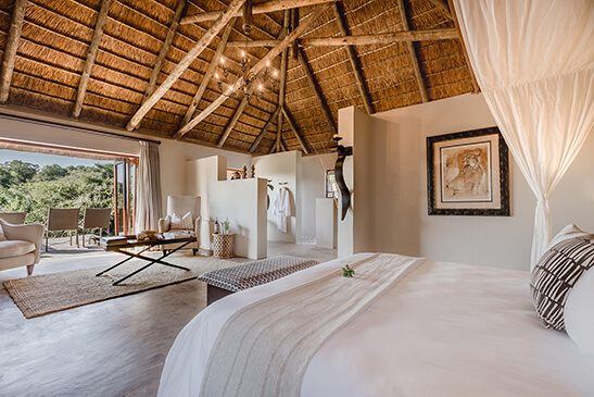 Amakhala-Bekela-Lodge-luxury-suite-2
