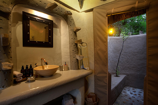 Amakhala-Safari-Lodge-suite-4