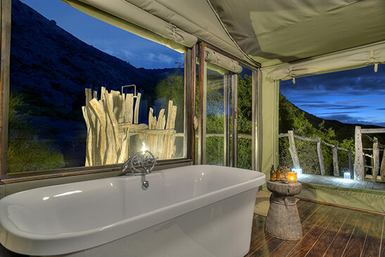 HillsNek-Safari-Camp-tent-4