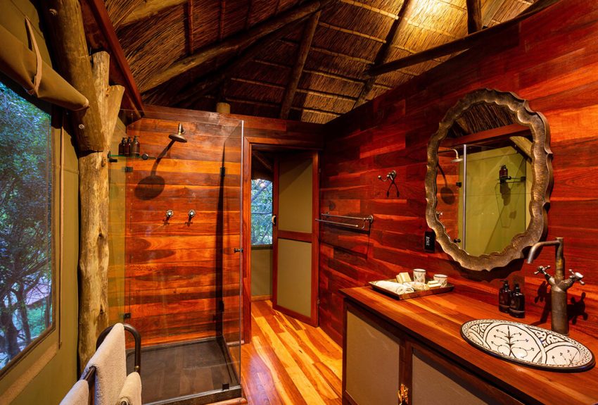 Luxury-Safari-Tents-5-1