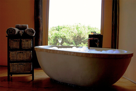 Luxury-Tented-Suite_1-1