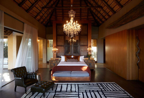 Presidential-suite-main-bedroom-2