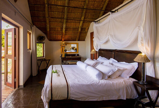 Tau-standard-chalet-3