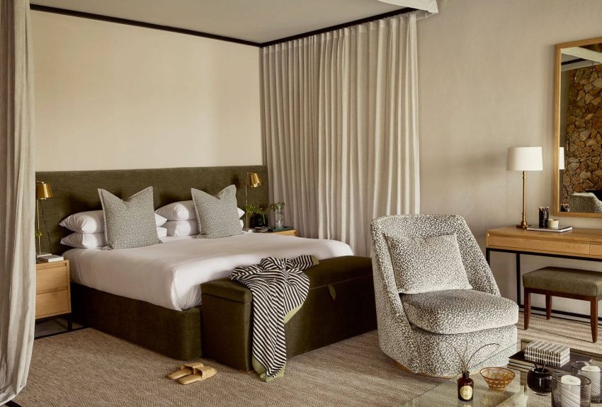 Chitwa Chitwa Charsly Suite 1