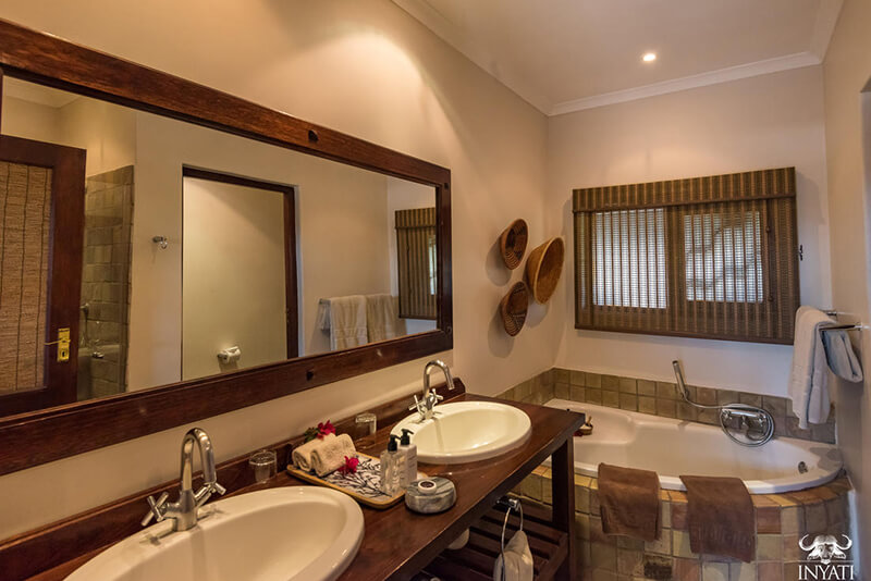 Inyati-Family-chalet-4