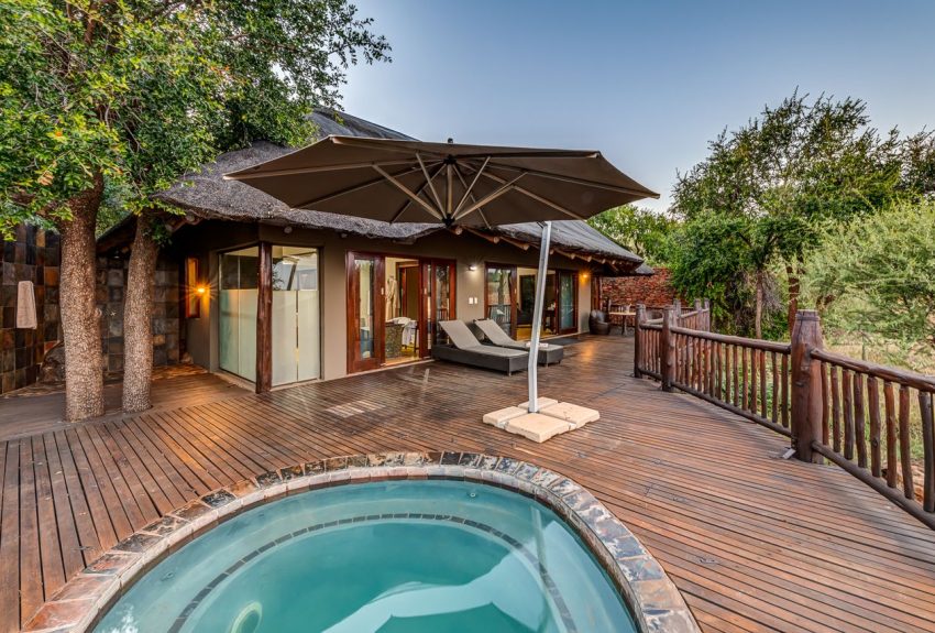 Etali Safari Lodge Luxury Suite 2