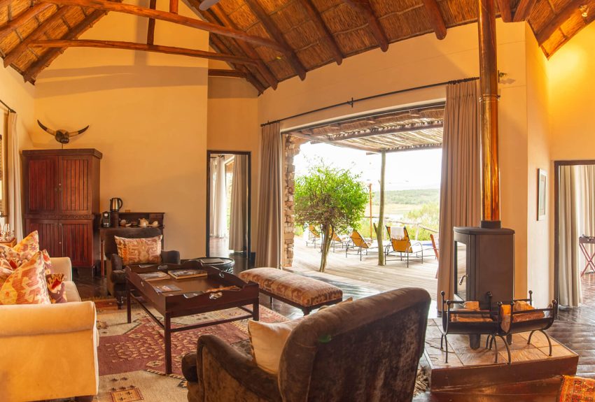 Pumba Water Lodge Kudu Chalet 4 Pumba Water Lodge Kudu Chalet 4