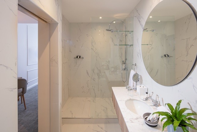 The-Marly-Hotel-Mountain-Room-3