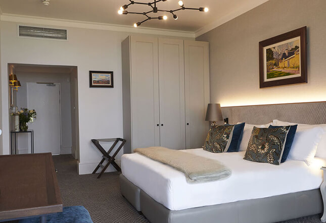 The-Winchester-Junior-Sea-Facing-Suites-3