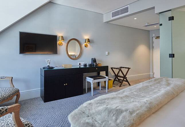 The-Winchester-Loft-Rooms-3